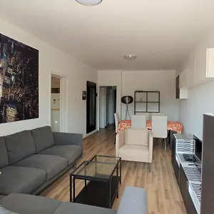 Apartment 5 Min To The Shared - Private In 3 Bdr, Larnaca